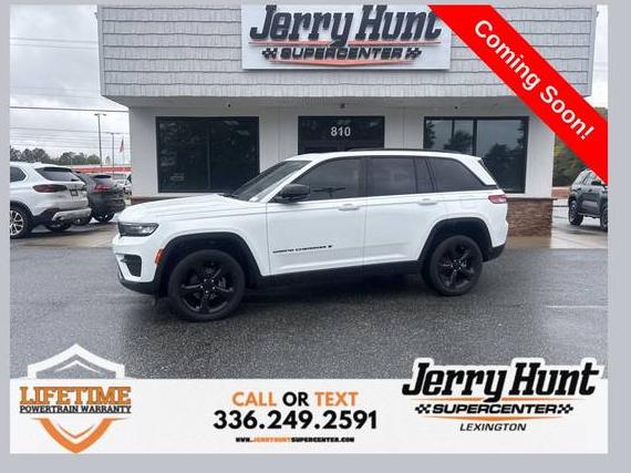 JEEP GRAND CHEROKEE 2023 1C4RJHAG1PC533692 image JEEP GRAND CHEROKEE 2023 1C4RJHAG1PC533692 image